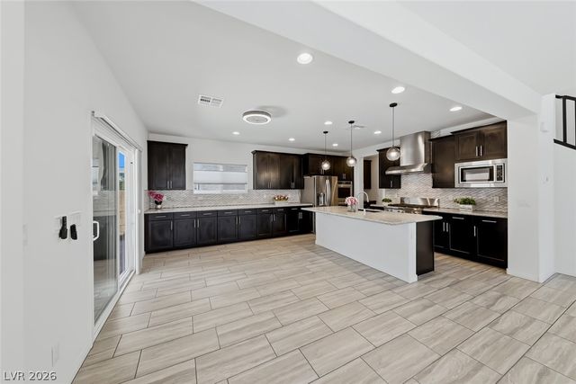 5595 Pico Ferrera Court, Las Vegas, NV 89113