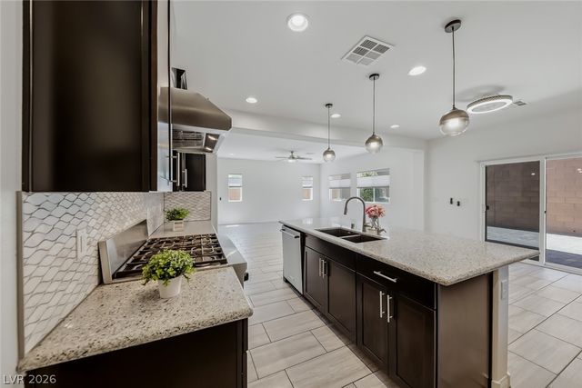 5595 Pico Ferrera Court, Las Vegas, NV 89113