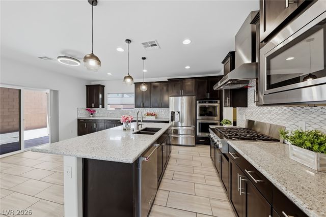 5595 Pico Ferrera Court, Las Vegas, NV 89113