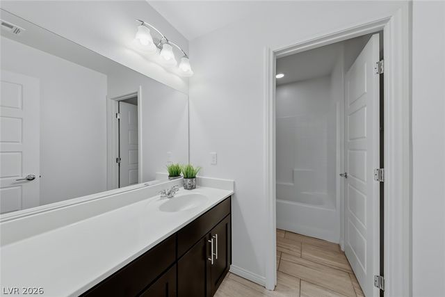 5595 Pico Ferrera Court, Las Vegas, NV 89113