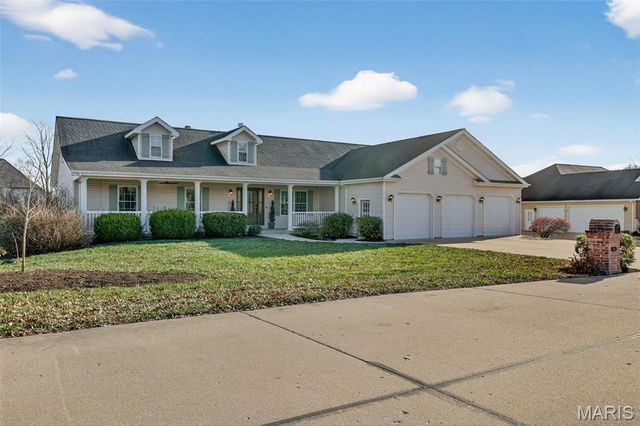 490 Oak Field Court, Washington, MO 63090
