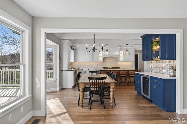 490 Oak Field Court, Washington, MO 63090