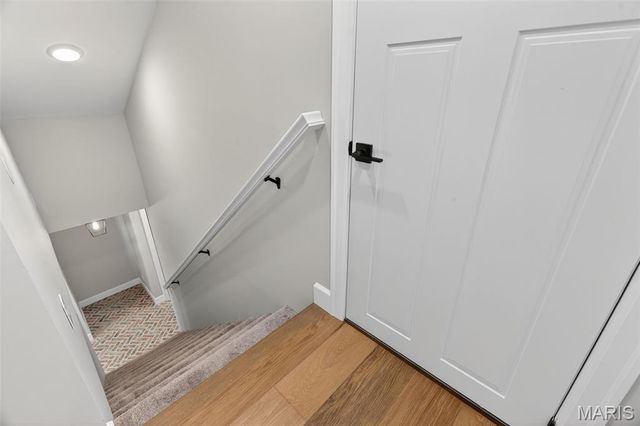 490 Oak Field Court, Washington, MO 63090