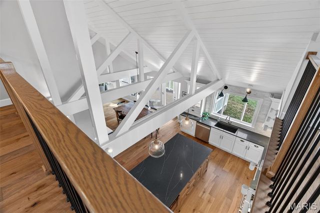 490 Oak Field Court, Washington, MO 63090