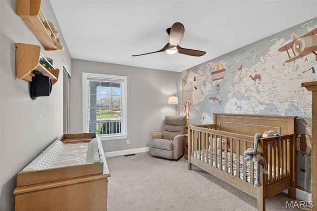 490 Oak Field Court, Washington, MO 63090