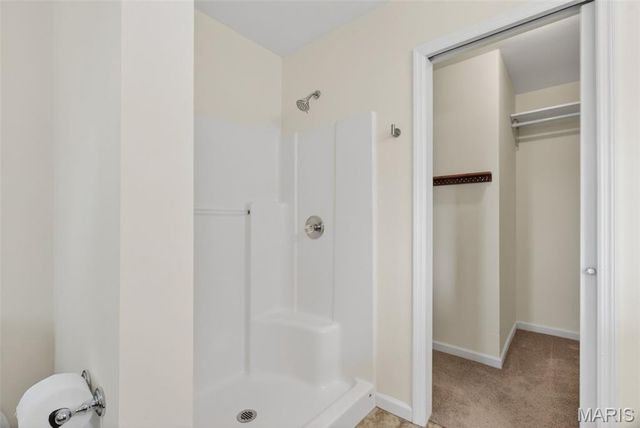 490 Oak Field Court, Washington, MO 63090