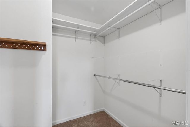 490 Oak Field Court, Washington, MO 63090