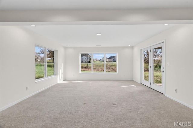 490 Oak Field Court, Washington, MO 63090