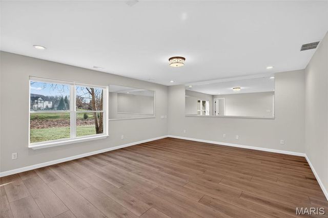 490 Oak Field Court, Washington, MO 63090