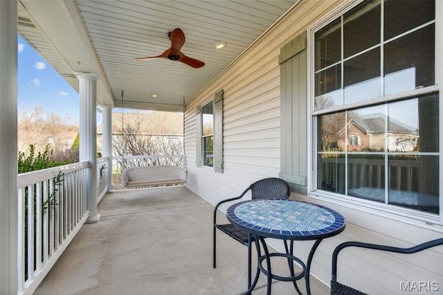 490 Oak Field Court, Washington, MO 63090