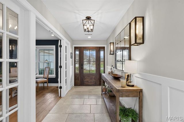 490 Oak Field Court, Washington, MO 63090