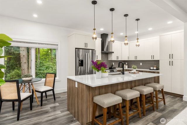 10003 Manitou Beach Drive NE, Bainbridge Island, WA 98110