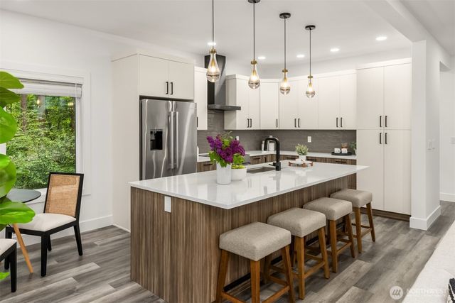 10003 Manitou Beach Drive NE, Bainbridge Island, WA 98110