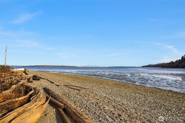 10003 Manitou Beach Drive NE, Bainbridge Island, WA 98110
