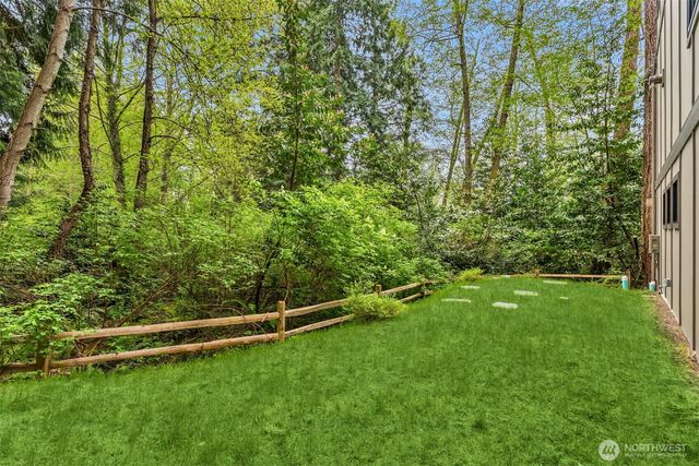10003 Manitou Beach Drive NE, Bainbridge Island, WA 98110