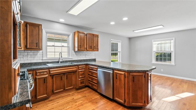 1423 Crestview Drive, Springfield, OH 45504