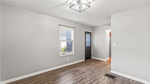 1423 Crestview Drive, Springfield, OH 45504