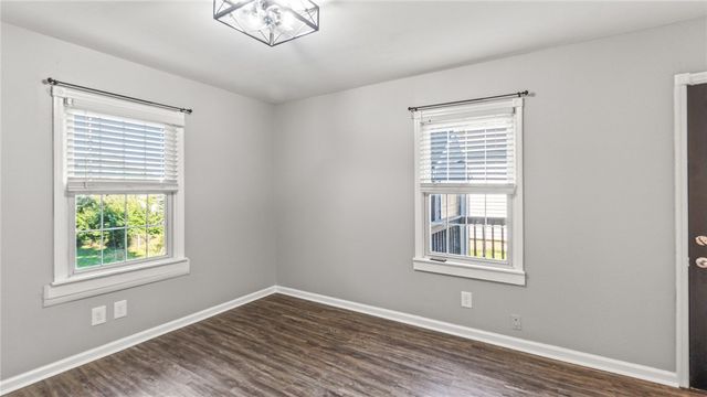 1423 Crestview Drive, Springfield, OH 45504