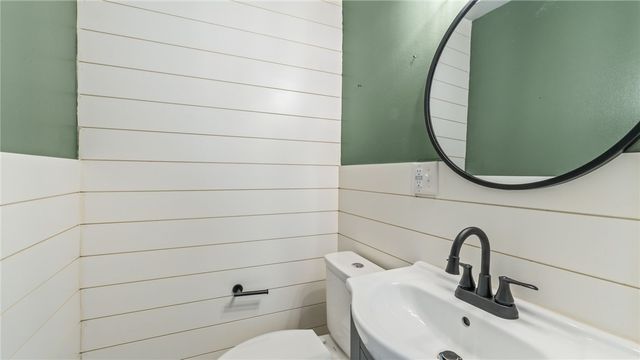 1423 Crestview Drive, Springfield, OH 45504