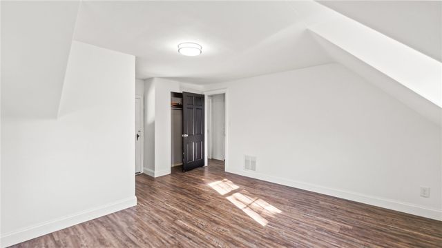 1423 Crestview Drive, Springfield, OH 45504