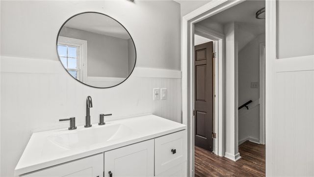 1423 Crestview Drive, Springfield, OH 45504