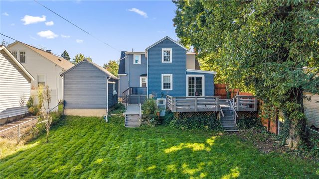 1423 Crestview Drive, Springfield, OH 45504
