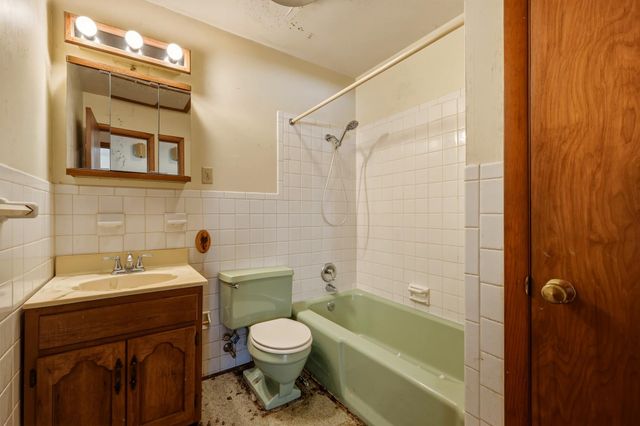 126 Willoughby Avenue, Huntington, WV 25705