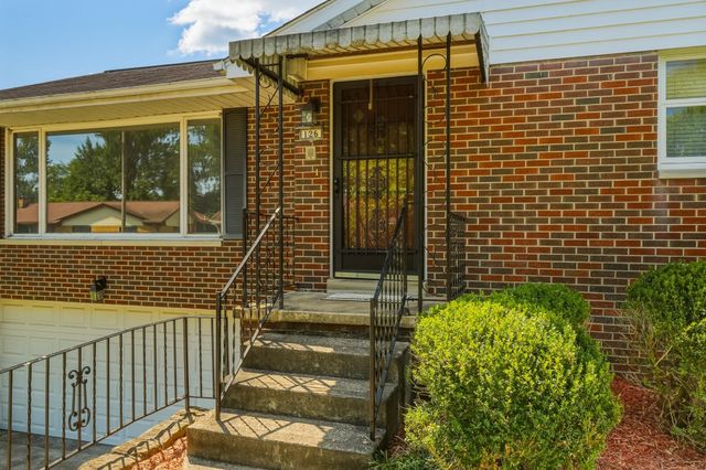 126 Willoughby Avenue, Huntington, WV 25705