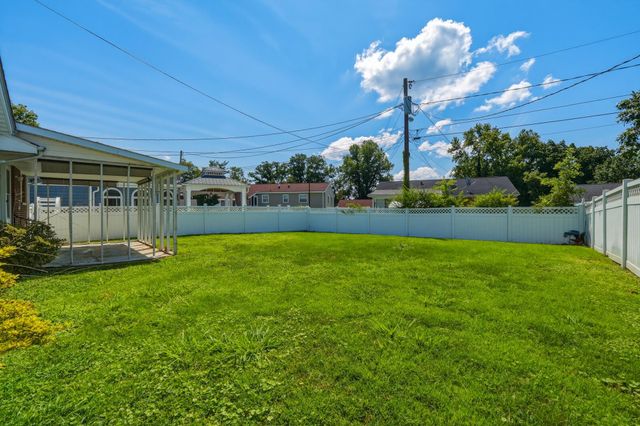 126 Willoughby Avenue, Huntington, WV 25705