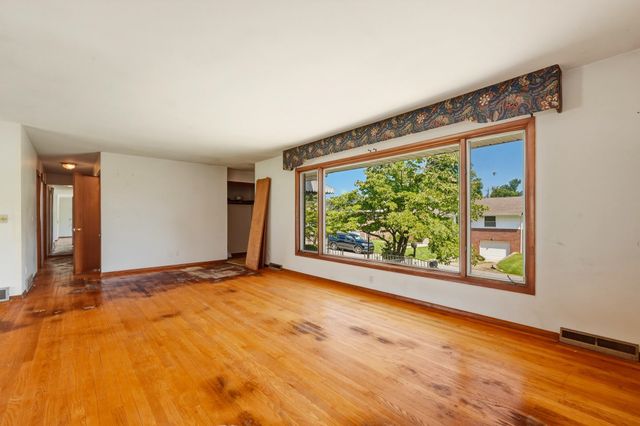 126 Willoughby Avenue, Huntington, WV 25705
