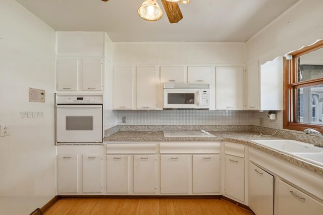 126 Willoughby Avenue, Huntington, WV 25705