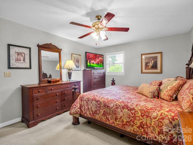 72 McEntire Road, Tryon, NC 28782