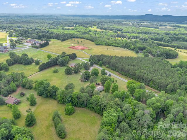 72 McEntire Road, Tryon, NC 28782