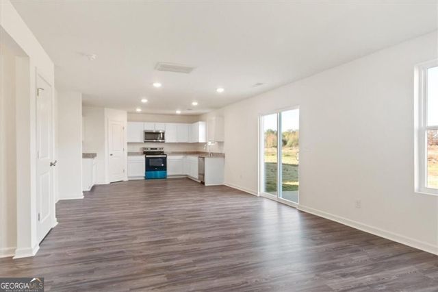 4017 Green Peak Parkway, Covington, GA 30016
