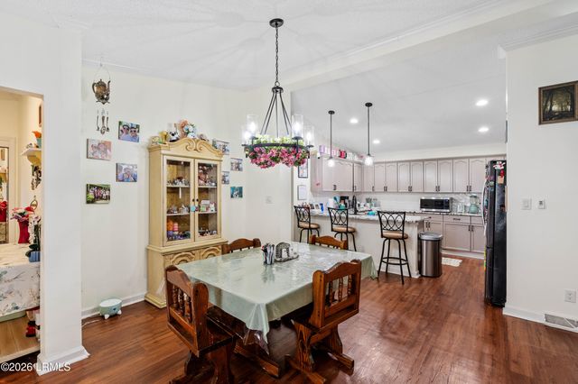 21 Caswell Avenue, Beaufort, SC 29902