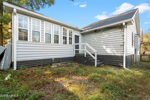 21 Caswell Avenue, Beaufort, SC 29902