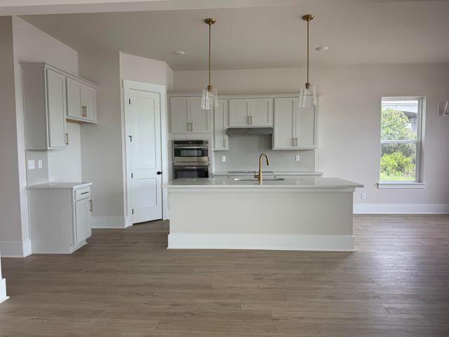 1004 Triton Ave., Little River, SC 29566