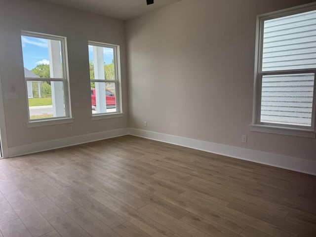 1004 Triton Ave., Little River, SC 29566