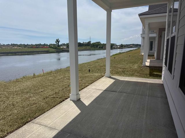 1004 Triton Ave., Little River, SC 29566