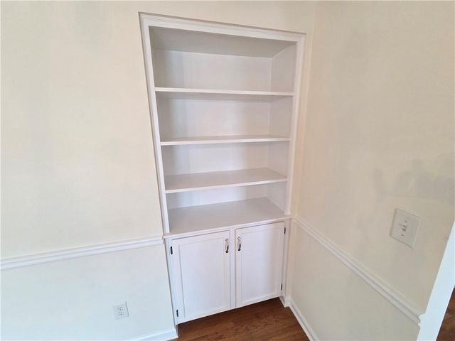 8 Old Decatur Circle, Decatur, GA 30030