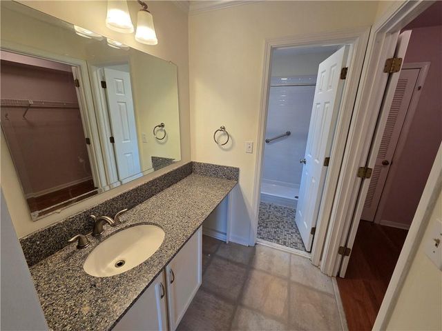 8 Old Decatur Circle, Decatur, GA 30030