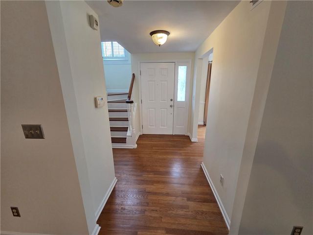 8 Old Decatur Circle, Decatur, GA 30030