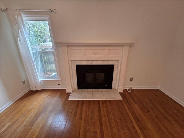 8 Old Decatur Circle, Decatur, GA 30030