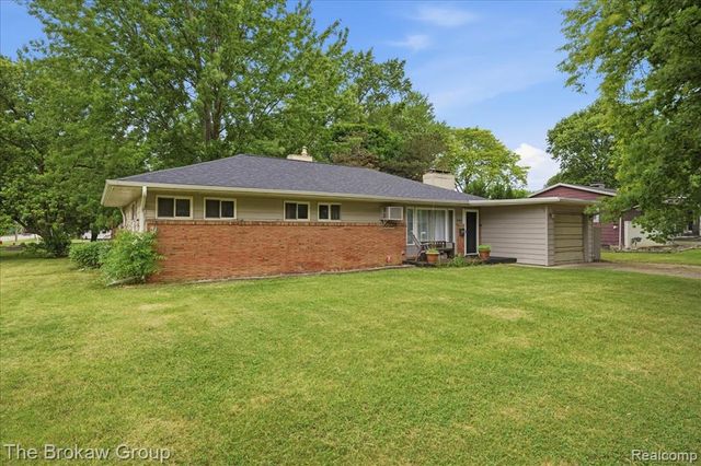 603 E Chelsea Circle, Davison, MI 48423