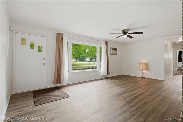 603 E Chelsea Circle, Davison, MI 48423