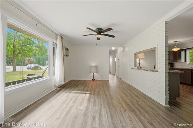 603 E Chelsea Circle, Davison, MI 48423