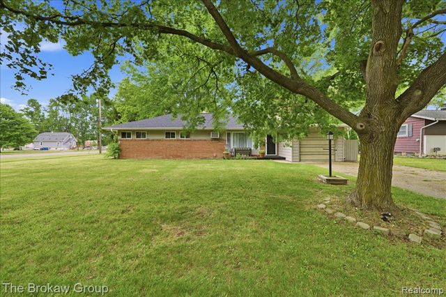 603 E Chelsea Circle, Davison, MI 48423