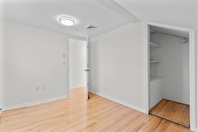 4 Bellview Road, Branford, CT 06405