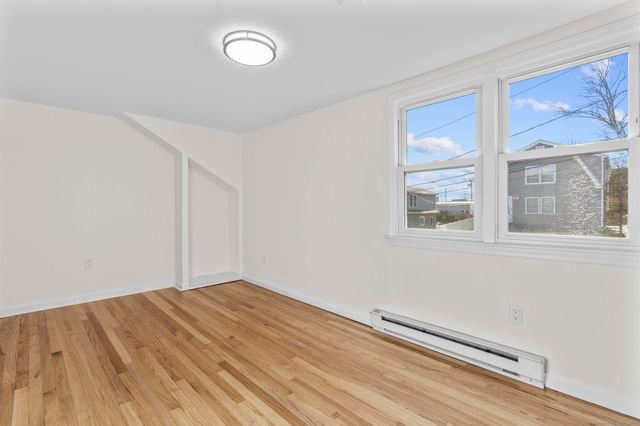 4 Bellview Road, Branford, CT 06405