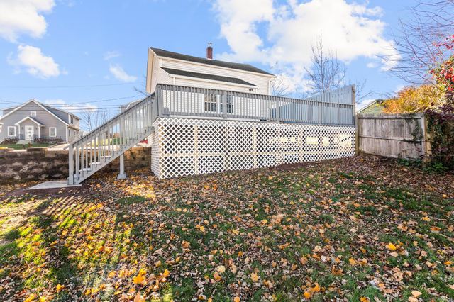 4 Bellview Road, Branford, CT 06405